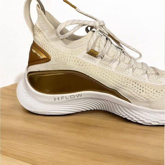 Curry Flow Under Armour Gold Blooded size 7 men - Picture 7 of 15